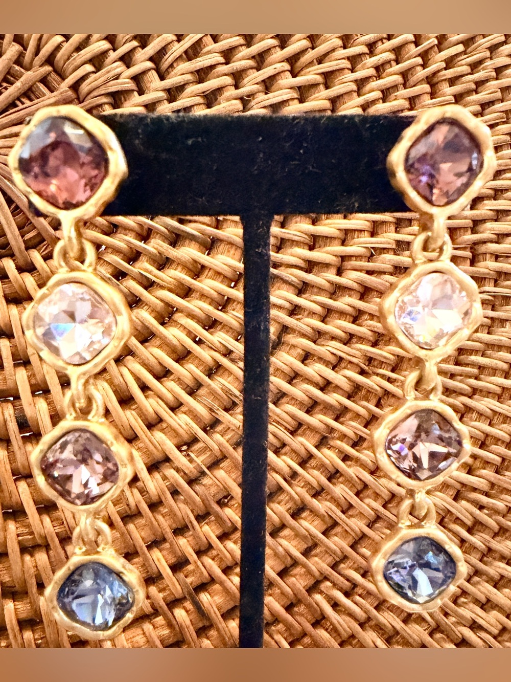 Oscar de la Renta Gold-Tone AMETHYST COMBO ✨CRYSTAL DANGLE EARRINGS✨POST✨ - Picture 4 of 13